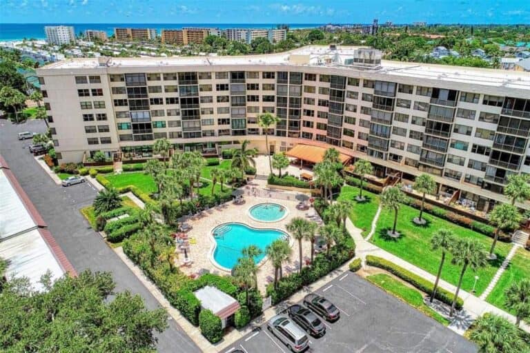 Harbor Towers Condos in Siesta Key FL. - Pool Aerial