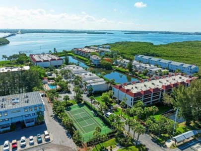 Holmes Beach Condos For Sale