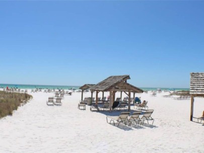 Horizons West Condos in Siesta Key, FL. - Beach Access