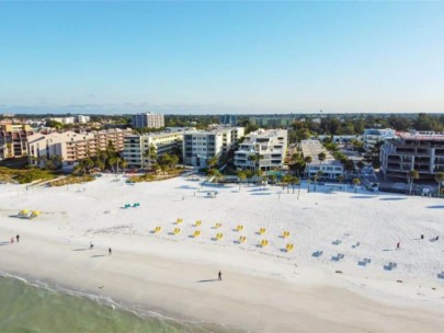 House of the Sun Condos in Siesta Key, FL. - Beachfront