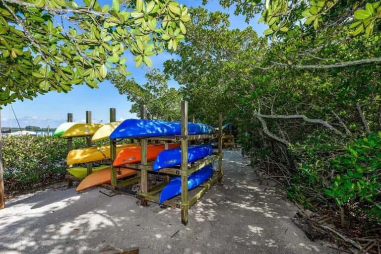 Island Reef Condos in Siesta Key, FL. - Canoe Launch