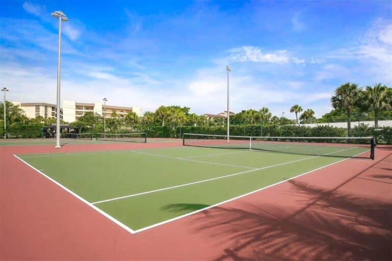Island Reef Condos in Siesta Key, FL. - Tennis Courts