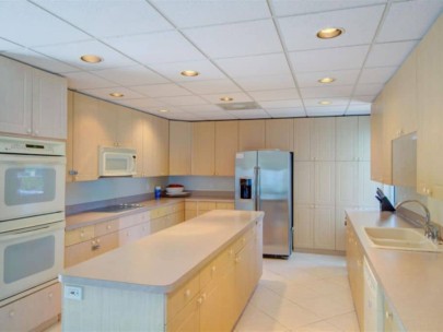 Islands West Condos in Longboat Key, FL. - CLubhouse Kitchen