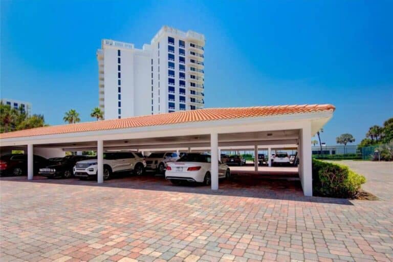 Islands West Condos in Longboat Key, FL. - Parking