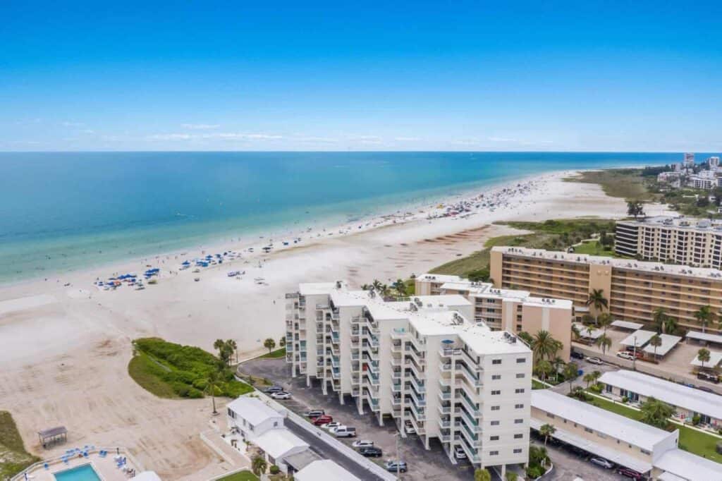 Jamaica Royale Condos For Sale in Siesta Key, FL.
