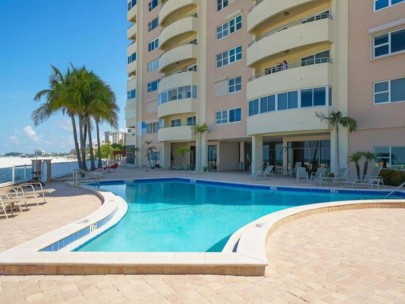 Key Tower South Condos in Lido Key - Sarasota, FL. - Pool