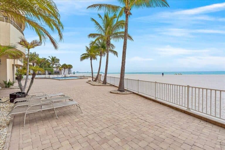 Key Tower South Condos in Lido Key - Sarasota, FL. - Patio