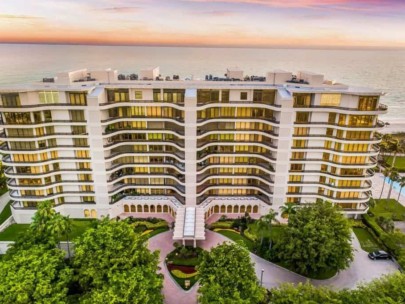 L' Ambiance Condos in Longboat Key, FL. - Building Aerial