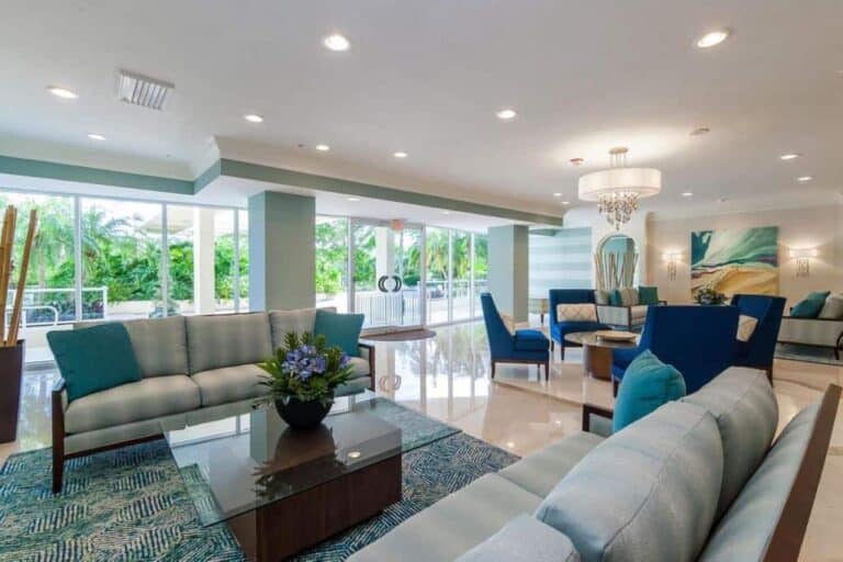 L&#039;Elegance Condos in Lido Key - Sarasota, FL. - Lobby