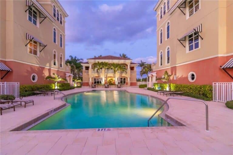 La Firenza Condos in Longboat Key, FL. - Pool