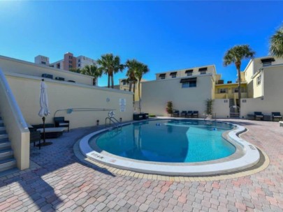 La Playa Condos in Longboat Key, FL. - Pool