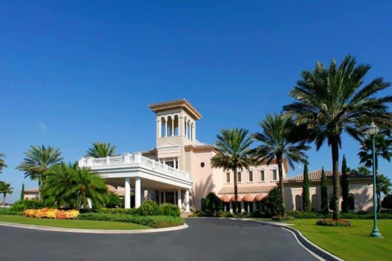 Lakewood Ranch homes in Lakewood Ranch, FL. - Clubhouse