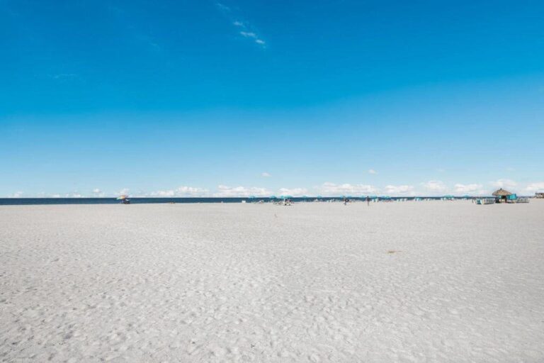 Lido Ambassador Condos in Lido Key Sarasota FL. - Beach