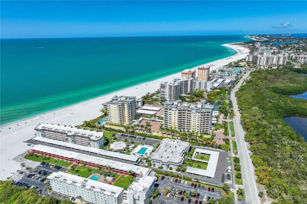 Lido Harbour South Conos in Sarasota, FL. - Aerial