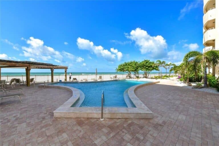Lido Regency Condos in Sarasota, FL. - Pool