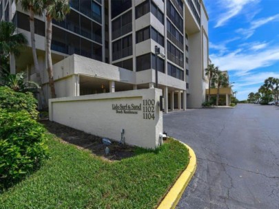 Lido Surf and Sand Condos in Sarasota, FL. - Entrance Sign