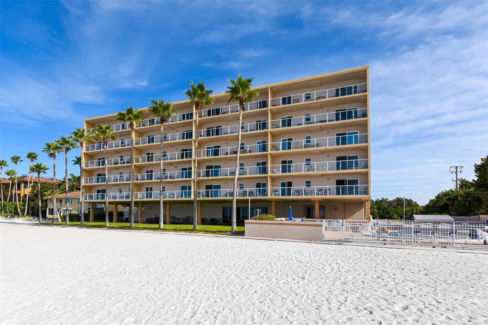 Longboat Beachcomber Condos For Sale in Longboat Key, FL.