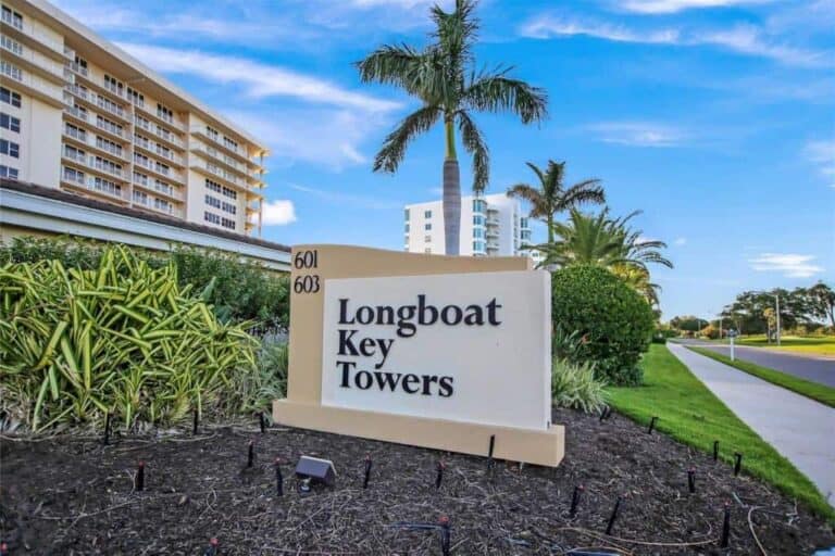 Longboat Key Towers Condos in Longboat Key, FL. - Entrance Sign
