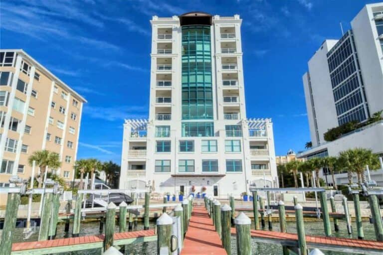 Majestic Bay Condos in Downtown Sarasota, FL. - Building