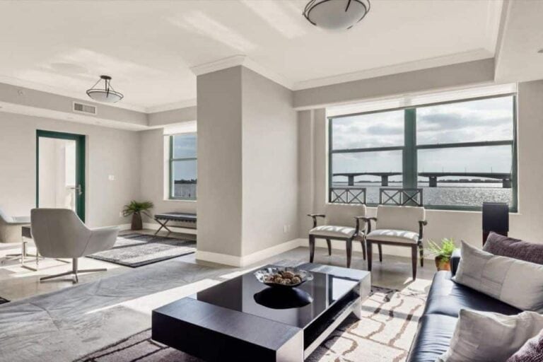 Majestic Bay Condos in Downtown Sarasota, FL. - Clubroom
