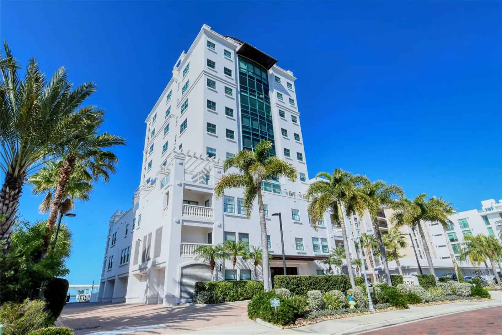 Majestic Bay Condos For Sale in Downtown Sarasota, FL.