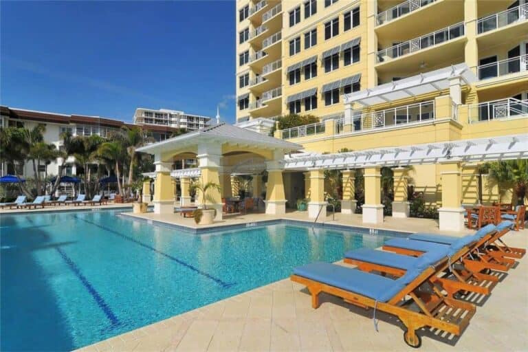Orchid Beach Club Condos in Lido Key, FL. - Pool