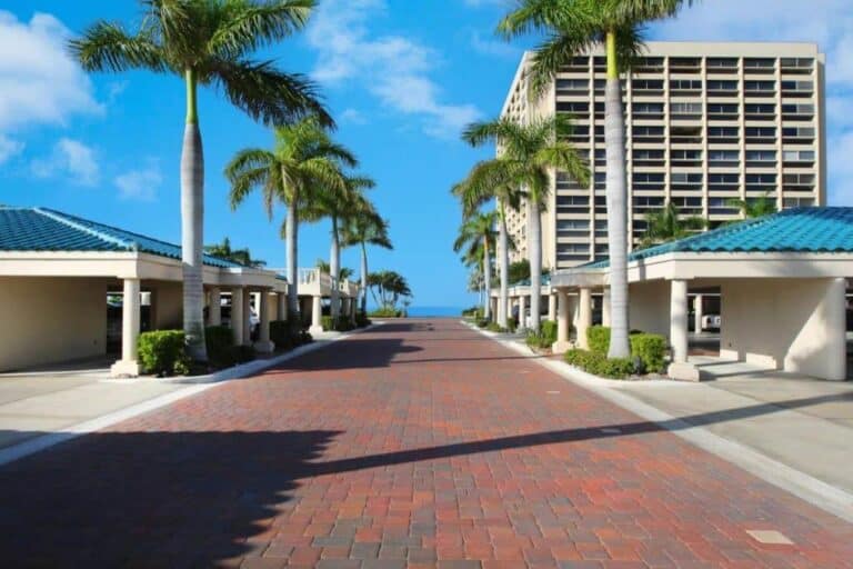 Palm Bay Club Condos in Siesta Key, FL. - Condos