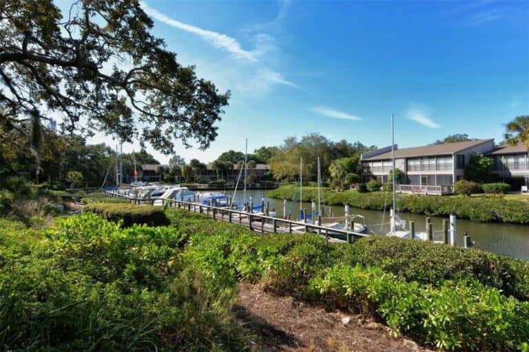Pelican Cove Condos in Sarasota, FL. - Boat Docks