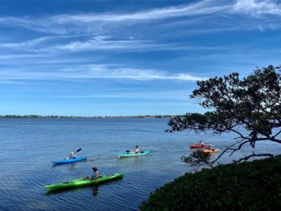 Pelican Cove Condos in Sarasota, FL. - Waterfront