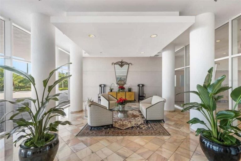 Pierre Condos in Longboat Key, FL. - Lobby