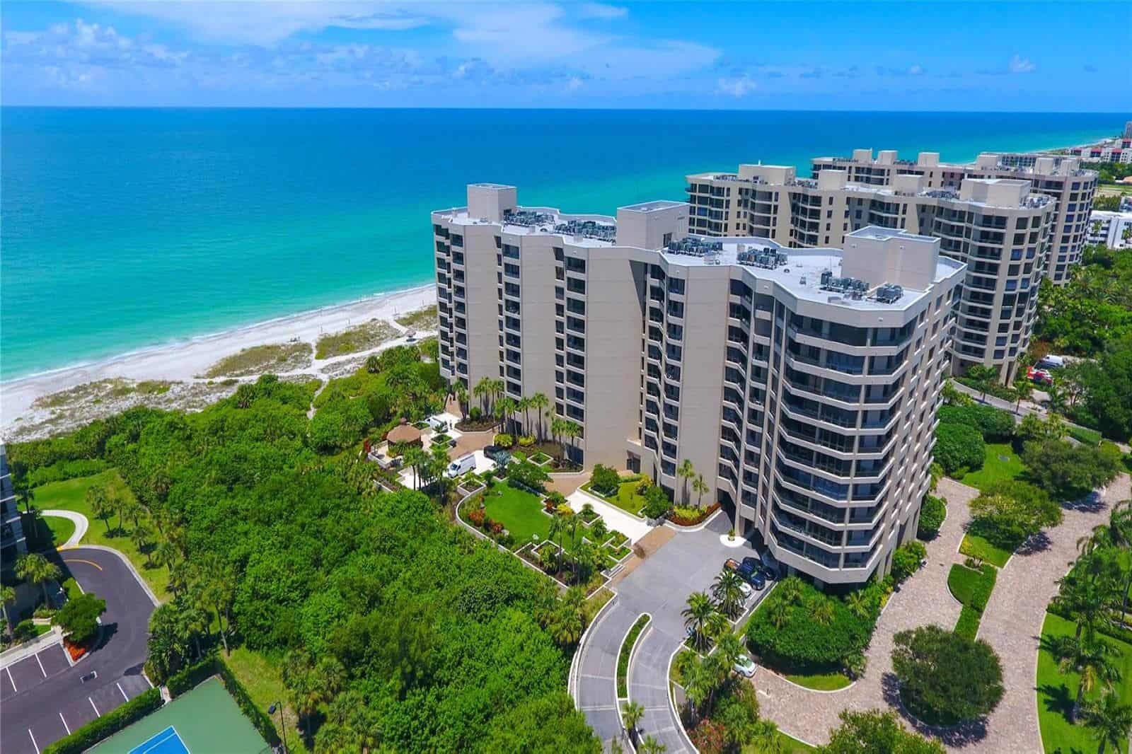 Promenade Condos For Sale in Longboat Key, FL.