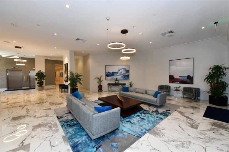 Promenade Condos in Longboat Key, FL. - Lobby