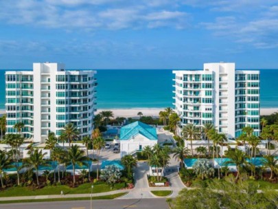 Regent Place Condos in Longboat Key, FL. - Buildings and Waterfront