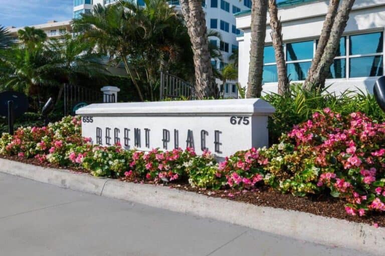 Regent Place Condos in Longboat Key, FL. - Entrance Sign