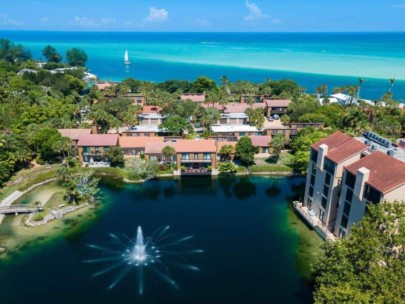 Sandy Cove Condos in Siesta Key, FL. - Lake Aerial