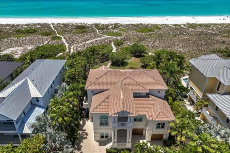 Sarasota FL. BEachfront Homes - Home with view of beach