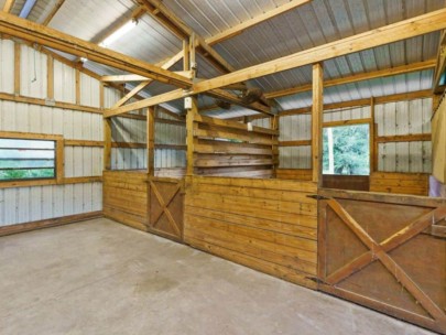 Sarasota FL. Equestrian Homes - Horse Barn