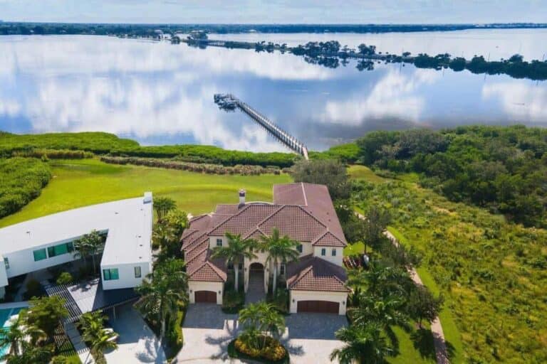 Sarasota FL. Waterfront Homes - Aerial