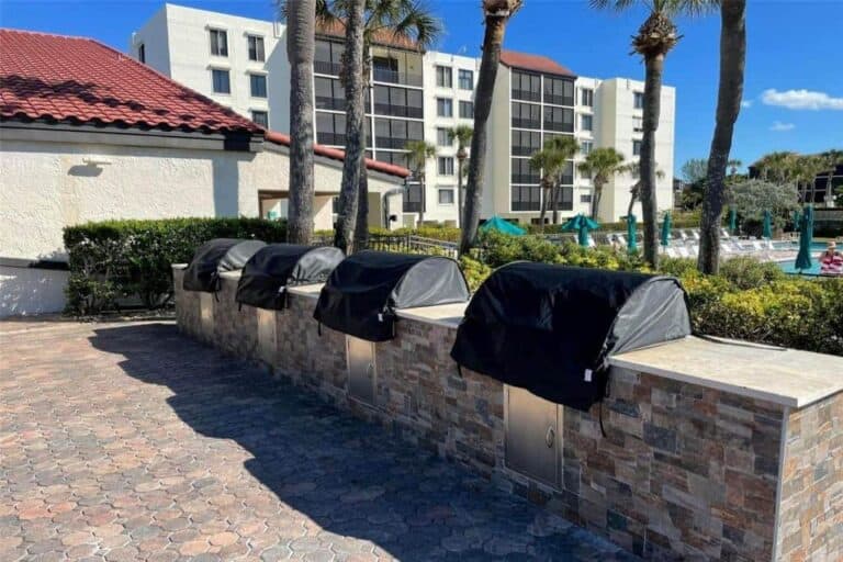 Seaplace Condos in Longboat Key, FL. - BBQ Grills