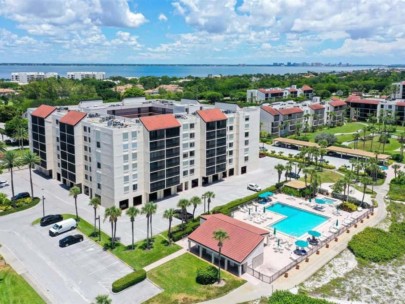 Seaplace Condos in Longboat Key, FL. - Aerial