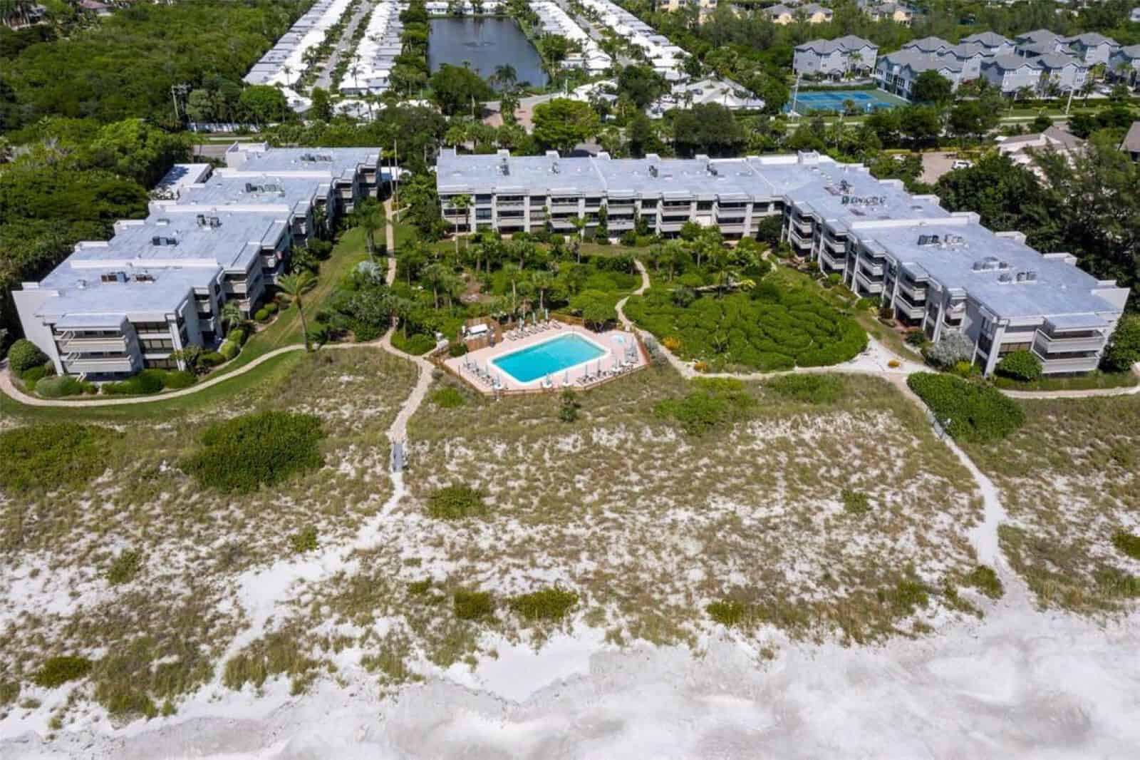 Shore Condos For Sale in Longboat Key, FL.