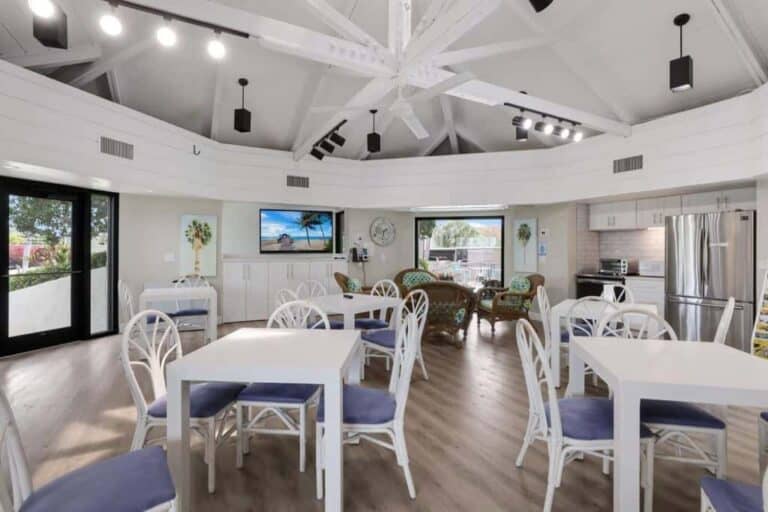 Siesta Dunes Condos in Siesta Key, FL. - Clubroom