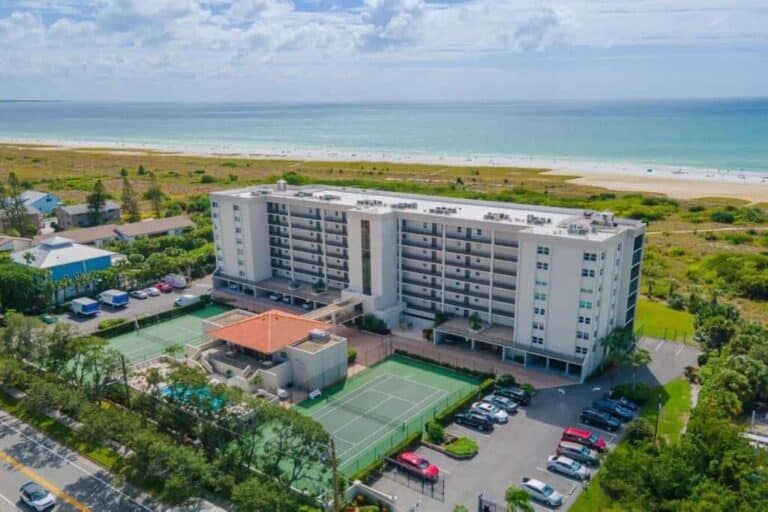 Siesta Gulf View Condos in Siesta Key, FL. - Building