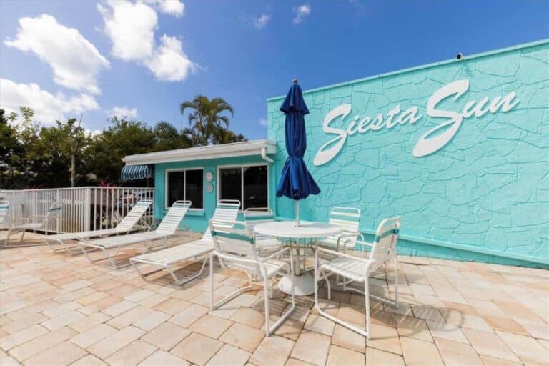 Siesta Sun Condos in Siesta Key, FL. - Building Sign