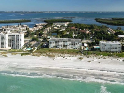 Tiffany Plaza Condos in Longboat Key, FL. - Waterfront Aerial