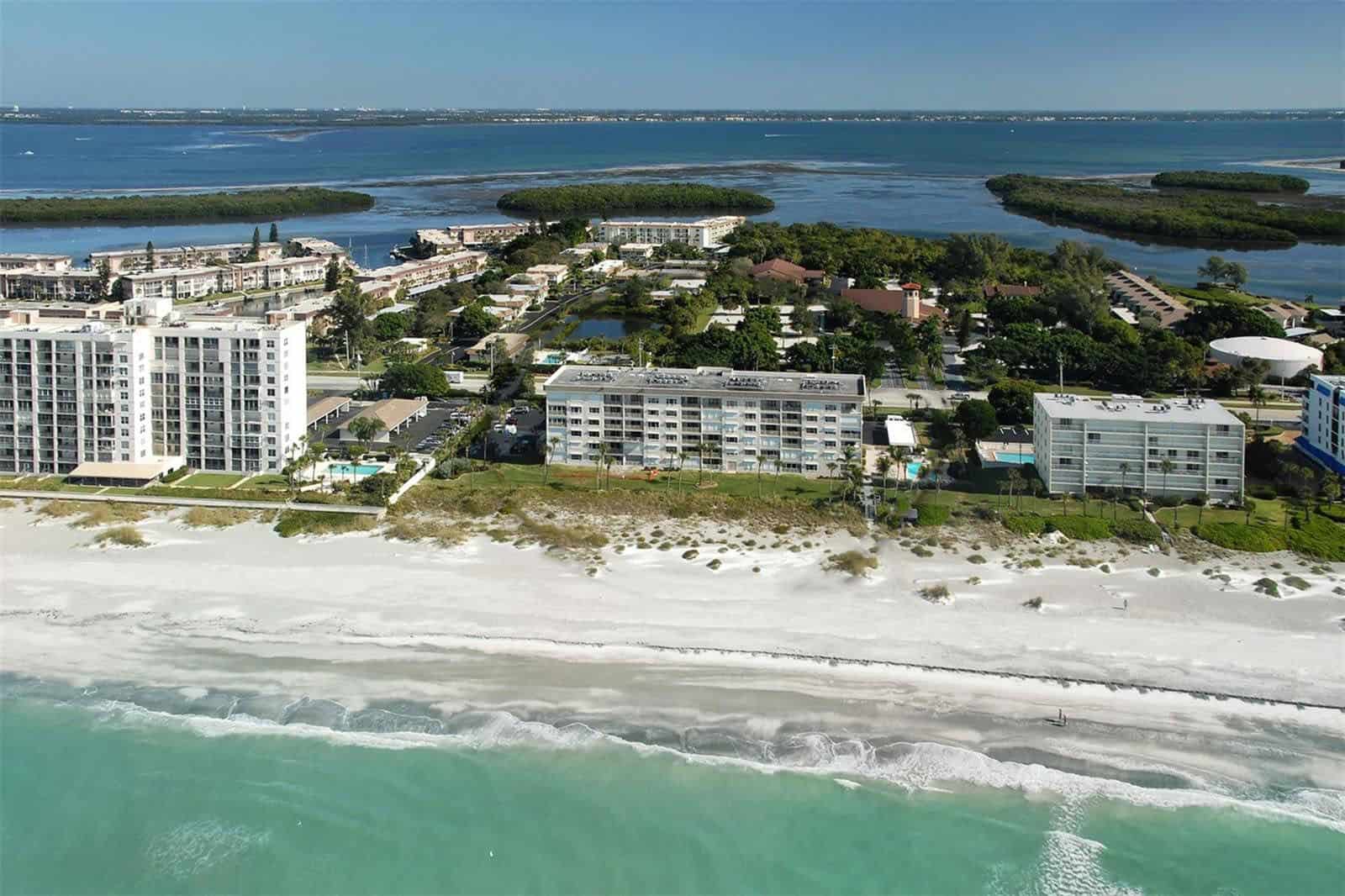 Tiffany Plaza Condos For Sale in Longboat Key, FL.