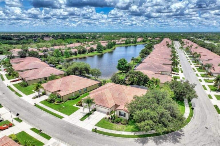 Venetian Falls Condos in Venice, FL. - Neighborhood Aerial