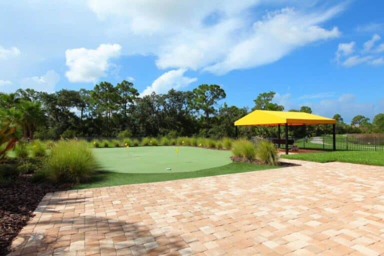 Venetian Falls Condos in Venice, FL. - Putting Green