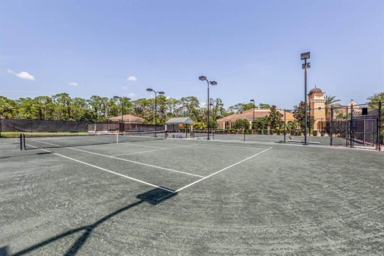 Venetian Golf and River Club Condos in Venice, FL. - Tennis Courts