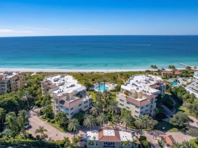 Villa Di Lancia Condos in Longboat Key, FL. - Waterfront Aerial